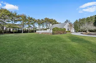 39 Tanners Neck Ln, Westhampton, NY 11977 - Photo 13