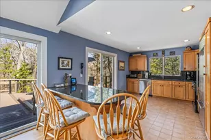 24 Tanglewood Trl, Hampton Bays, NY 11946 - Photo 9