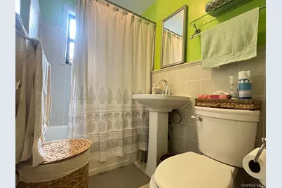 19640 67th Avenue #2nd FL, Fresh Meadows, NY 11365 - Photo 13