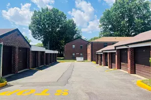 196-40 67th Ave, Fresh Meadows, NY 11365 - Photo 19