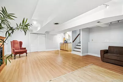 45 Rugby Road, New Rochelle, NY 10804 - Photo 25