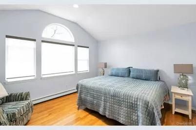 52 Edgewood Road, Port Washington, NY 11050 - Photo 23