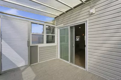 8928 133rd Avenue, Ozone Park, NY 11417 - Photo 17