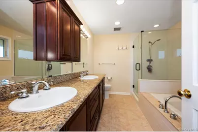 1137 Northern Boulevard, Baldwin, NY 11510 - Photo 21
