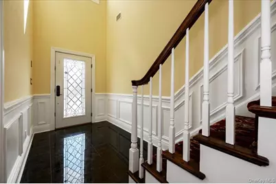 1137 Northern Boulevard, Baldwin, NY 11510 - Photo 5
