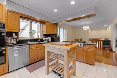 217-63 Corbett Road, Bayside, NY 11361 - Photo 5