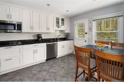 12 Westview Drive, Katonah, NY 10536 - Photo 9