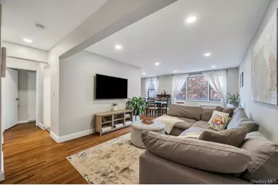 2 Birchwood Court #3D, Mineola, NY 11501 - Photo 7