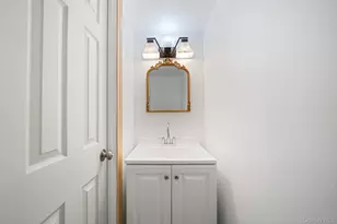 73 Parnell Dr, Smithtown, NY 11787 - Photo 45