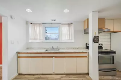 73 Parnell Drive, Smithtown, NY 11787 - Photo 39