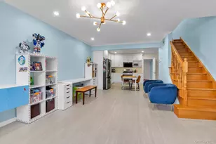 7-20 160th St, Whitestone, NY 11357 - Photo 3