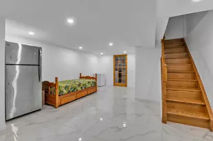 7-20 160th St, Whitestone, NY 11357 - Photo 11