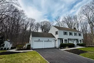 19 Deer Run Rd, South Salem, NY 10590 - Photo 3