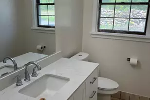 121 E Hook Cross Rd, Hopewell Junction, NY 12533 - Photo 9