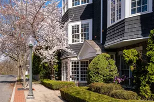 31 1st St, Pelham, NY 10803 - Photo 33