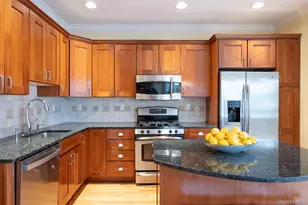 31 1st St, Pelham, NY 10803 - Photo 7