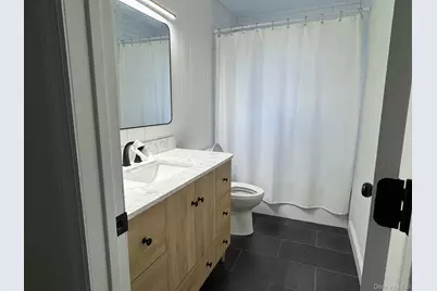 43 W Shore Road, Oakdale, NY 11769 - Photo 11