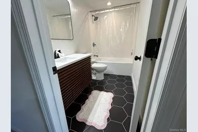 43 W Shore Road, Oakdale, NY 11769 - Photo 15