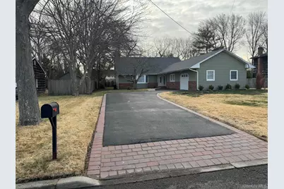 43 W Shore Road, Oakdale, NY 11769 - Photo 1