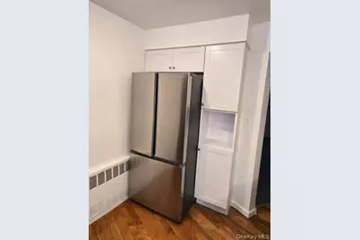 222 Cleveland Avenue, Mineola, NY 11501 - Photo 13