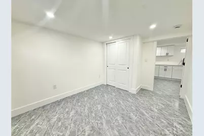 12323 Milburn Street, Springfield Gardens, NY 11413 - Photo 23