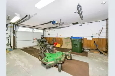 33 Mountain Road, Tuxedo Park, NY 10987 - Photo 23