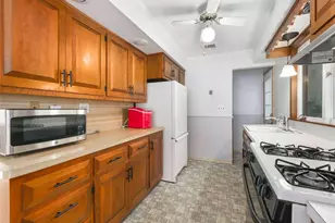 33 Mountain Rd, Tuxedo Park, NY 10987 - Photo 15