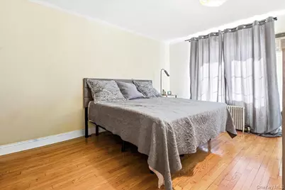 67-68 Groton Street, Forest Hills, NY 11375 - Photo 23