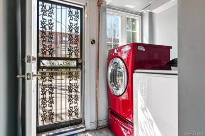 67-68 Groton Street, Forest Hills, NY 11375 - Photo 29