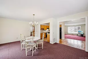 132 Albertson Pkwy, Albertson, NY 11507 - Photo 9