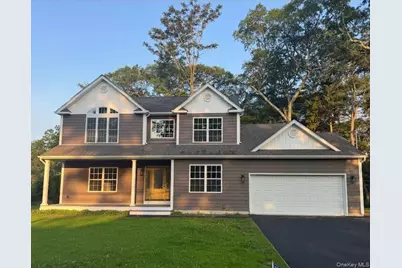 2384 A N/C Walnut Avenue, Ronkonkoma, NY 11779 - Photo 1
