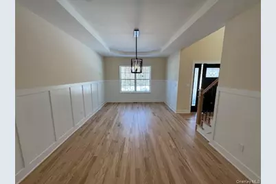 2384 A N/C Walnut Avenue, Ronkonkoma, NY 11779 - Photo 7