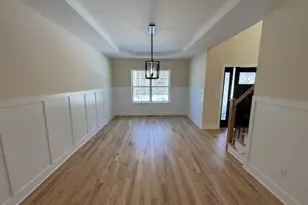 2384 A N/C Walnut Ave, Ronkonkoma, NY 11779 - Photo 7