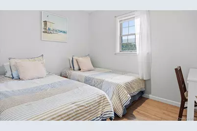 254 Meeting House Creek Road, Aquebogue, NY 11901 - Photo 9