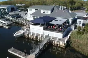 254 Meeting House Creek Rd, Aquebogue, NY 11901 - Photo 25