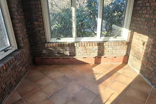 16 Bon Air Ave, New Rochelle, NY 10804 - Photo 11