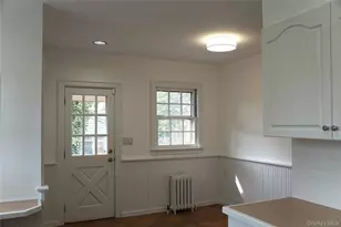 16 Bon Air Ave, New Rochelle, NY 10804 - Photo 13