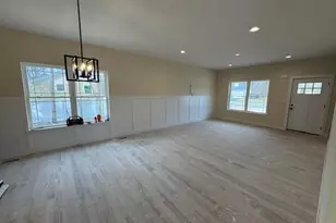 2384 B N/C Walnut Ave, Ronkonkoma, NY 11779 - Photo 5