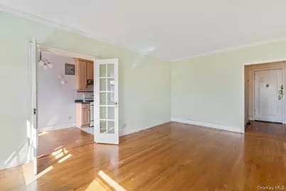 85-11 Lefferts Boulevard #5A, Kew Gardens, NY 11415 - Photo 9