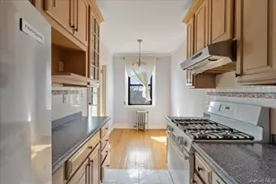 85-11 Lefferts Blvd, Kew Gardens, NY 11415 - Photo 13