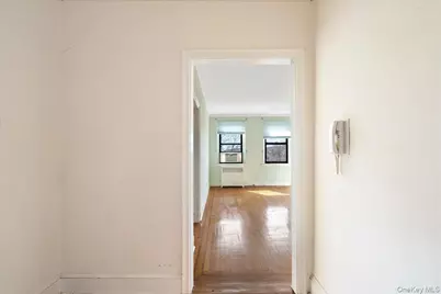 85-11 Lefferts Boulevard #5A, Kew Gardens, NY 11415 - Photo 5