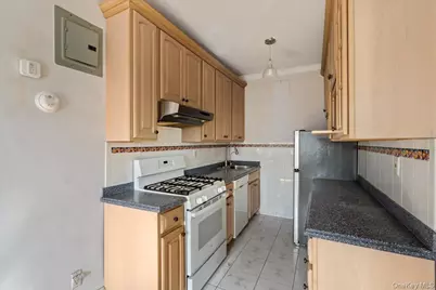 85-11 Lefferts Boulevard #5A, Kew Gardens, NY 11415 - Photo 11