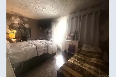 37 Robert Road, Kiamesha Lake, NY 12751 - Photo 7