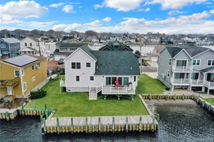 10 Beach Rd, Massapequa, NY 11758 - Photo 21