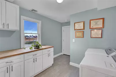 10 Beach Road, Massapequa, NY 11758 - Photo 23