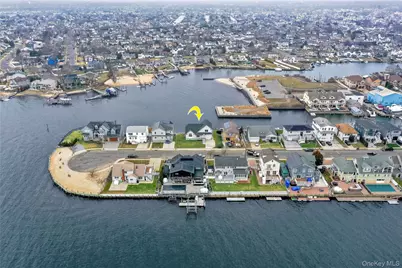 10 Beach Road, Massapequa, NY 11758 - Photo 3