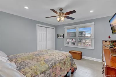 10 Beach Road, Massapequa, NY 11758 - Photo 13