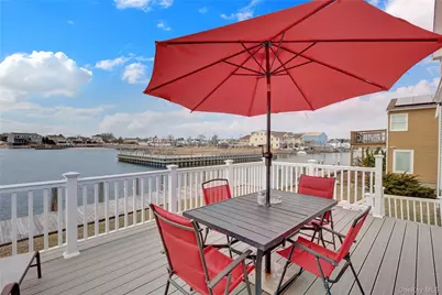 10 Beach Road, Massapequa, NY 11758 - Photo 19