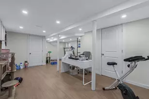 38-19 219th St, Bayside, NY 11361 - Photo 13