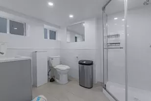 38-19 219th St, Bayside, NY 11361 - Photo 15